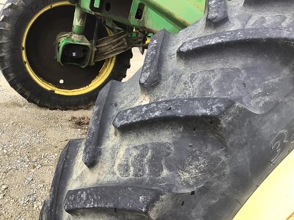 Main image John Deere 4710 17