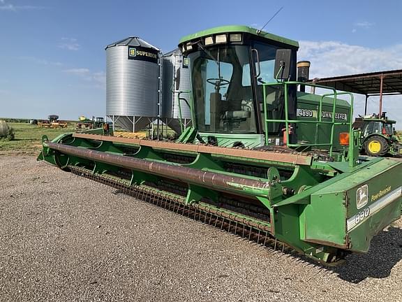 Image of John Deere 4890 equipment image 2