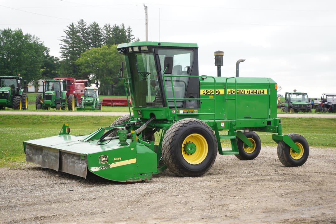 Image of John Deere 4990 Primary image