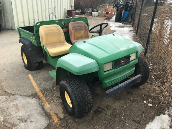 Main image John Deere Gator 4X2