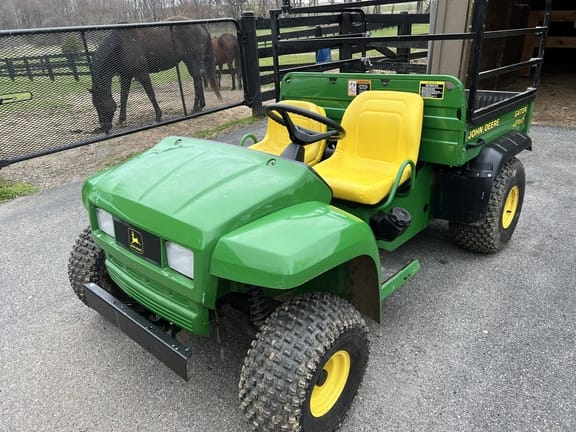 Main image John Deere Gator 4X2