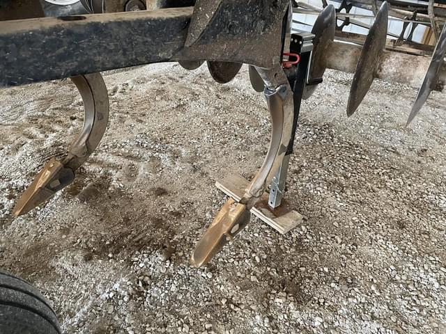 Image of John Deere 512 equipment image 3