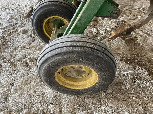 Image of John Deere 512 equipment image 4