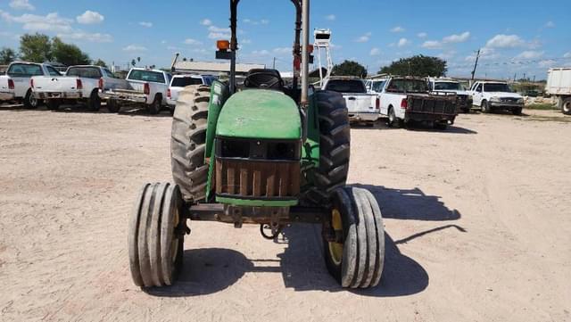 Image of John Deere 5205 equipment image 2