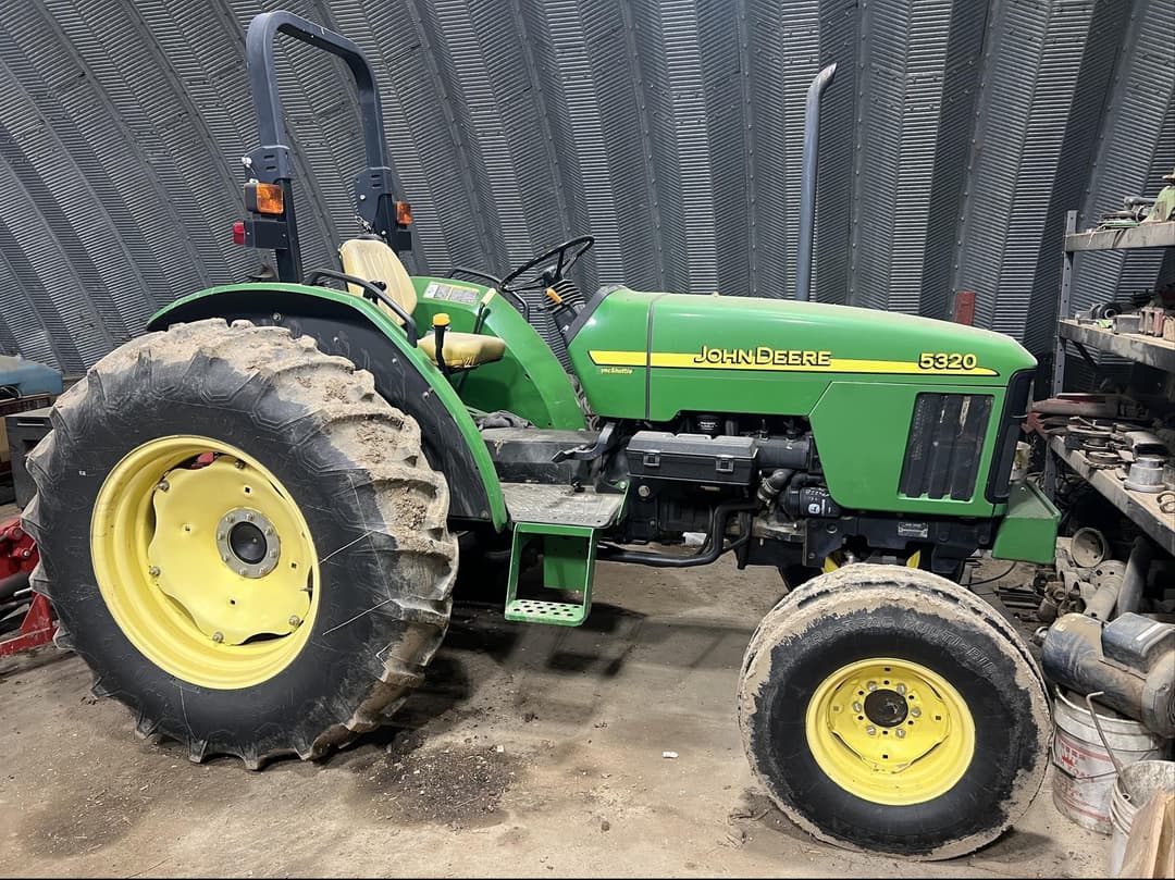 Image of John Deere 5320 Primary image