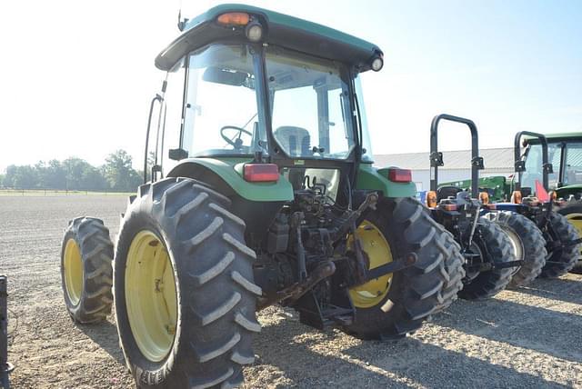 Image of John Deere 5320 equipment image 1