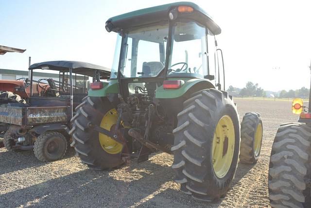 Image of John Deere 5320 equipment image 2