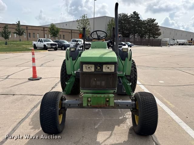Image of John Deere 5320 equipment image 1