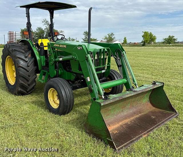 Image of John Deere 5320 equipment image 2