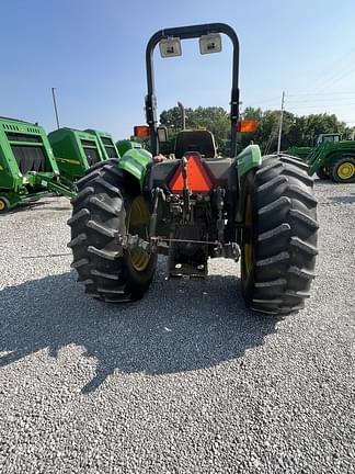 Image of John Deere 5410 equipment image 4
