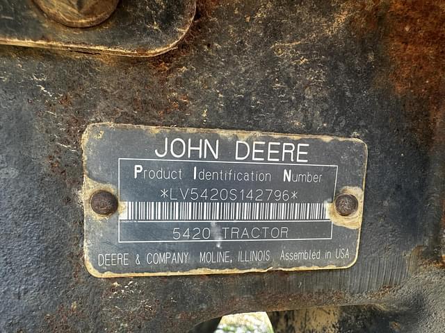 Image of John Deere 5420 equipment image 1