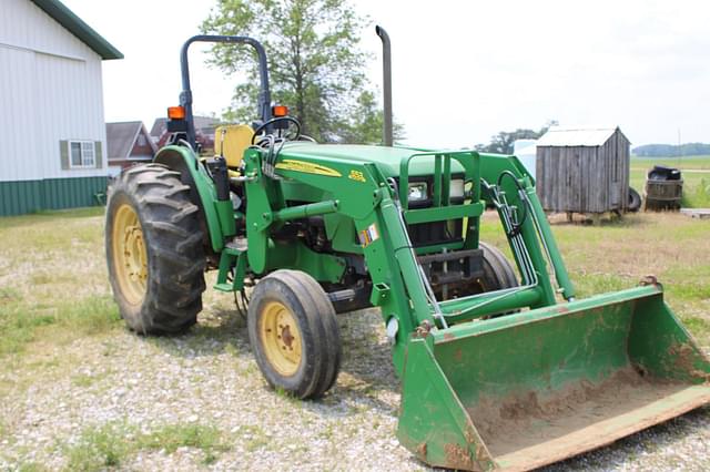 Image of John Deere 5420 equipment image 4