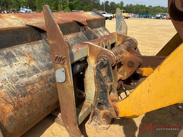 Image of John Deere 544H equipment image 4