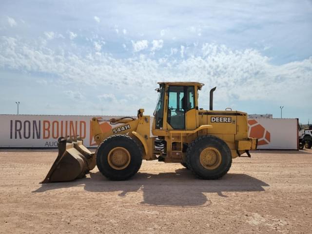 Image of John Deere 544H equipment image 1
