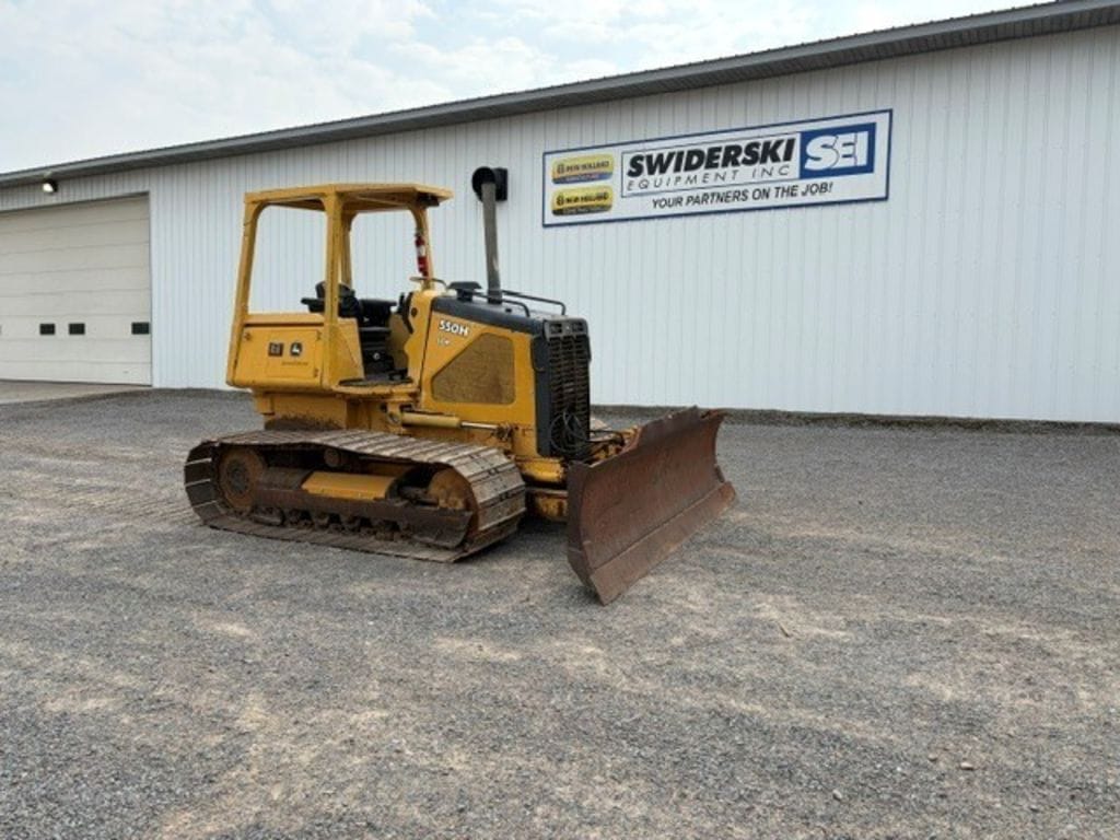 2001 John Deere 550H LGP Equipment Image0
