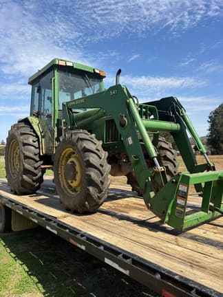 Image of John Deere 5510 equipment image 1