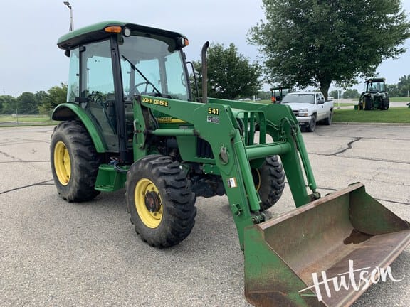 Main image John Deere 5520