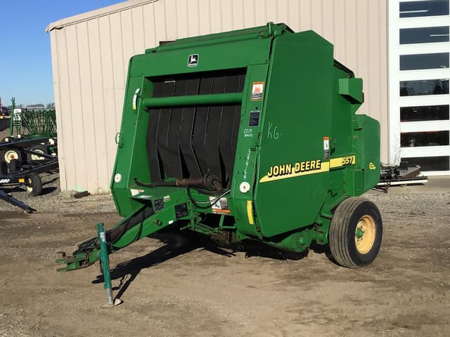 Image of John Deere 557 equipment image 1