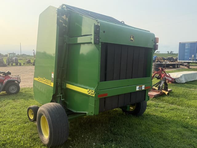 Image of John Deere 567 equipment image 2