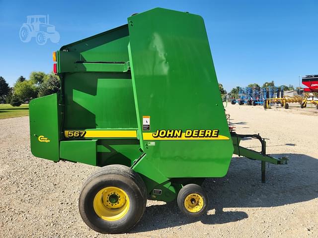 Image of John Deere 567 equipment image 4