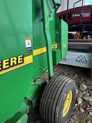 Image of John Deere 567 MegaWide equipment image 1