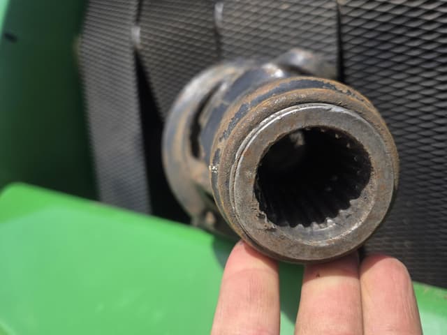 Image of John Deere 567 equipment image 2