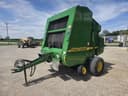 2001 John Deere 567 Image