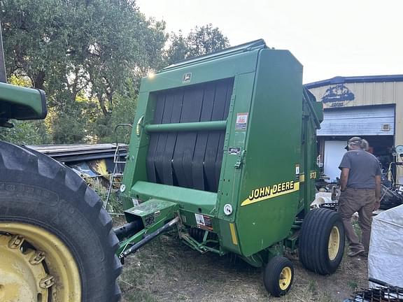 Image of John Deere 567 equipment image 1