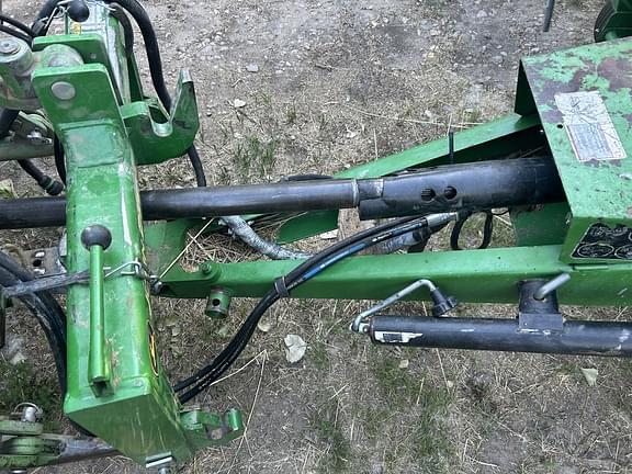 Image of John Deere 567 equipment image 4