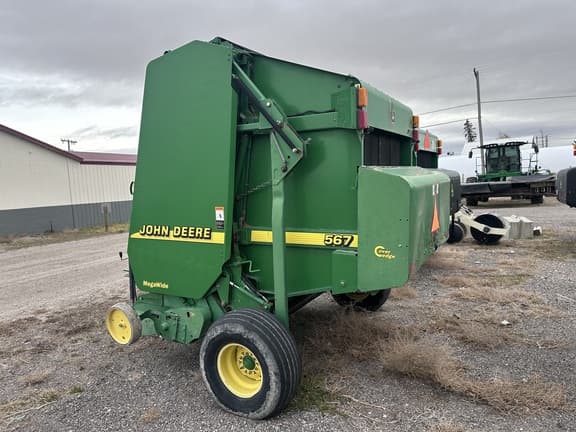 Image of John Deere 567 MegaWide equipment image 3