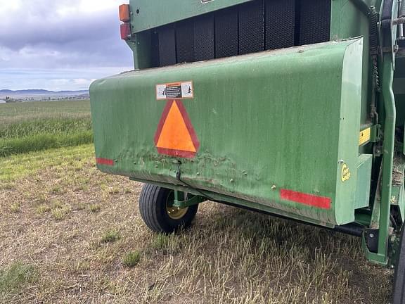 Image of John Deere 567 MegaWide equipment image 2
