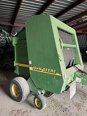 2001 John Deere 567 Equipment Image0