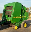 2001 John Deere 567 Image