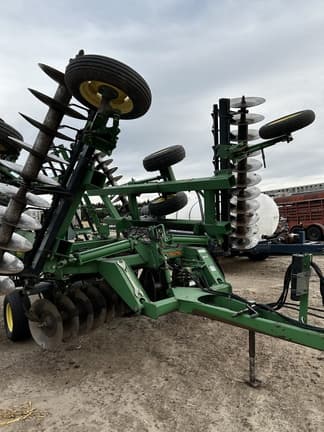 Main image John Deere 637