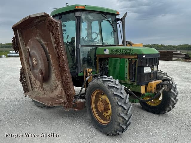 Image of John Deere 6405 equipment image 2