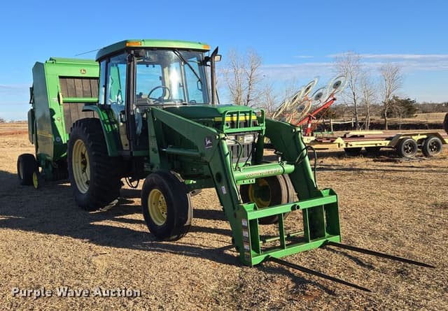 Image of John Deere 6405 equipment image 2