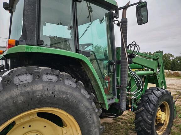 Image of John Deere 6410 equipment image 3