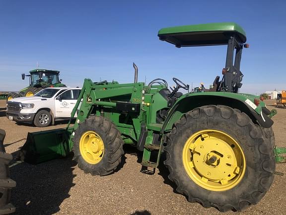 Image of John Deere 6410 equipment image 1