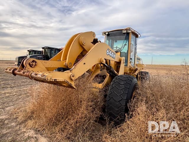 Image of John Deere 644H equipment image 2