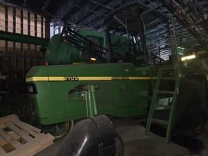 2001 John Deere 6700 Image