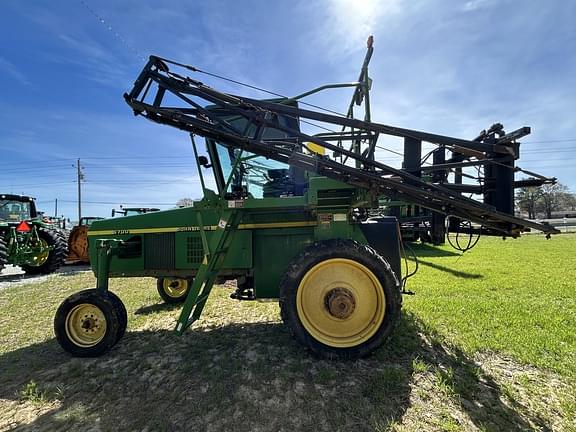 Image of John Deere 6700 equipment image 3