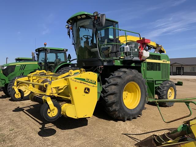 Image of John Deere 6750 equipment image 2