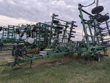 Main image John Deere 680