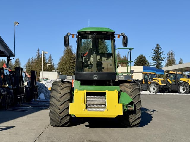 Image of John Deere 6850 equipment image 2