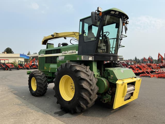 Image of John Deere 6850 equipment image 3
