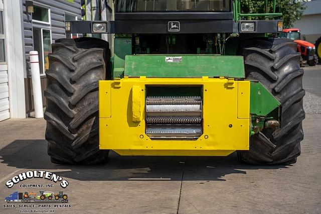 Image of John Deere 6850 equipment image 3