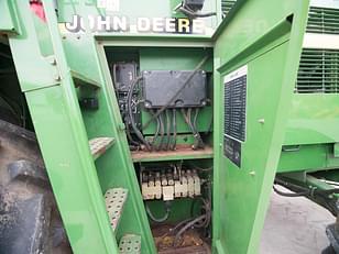 Main image John Deere 6850 13