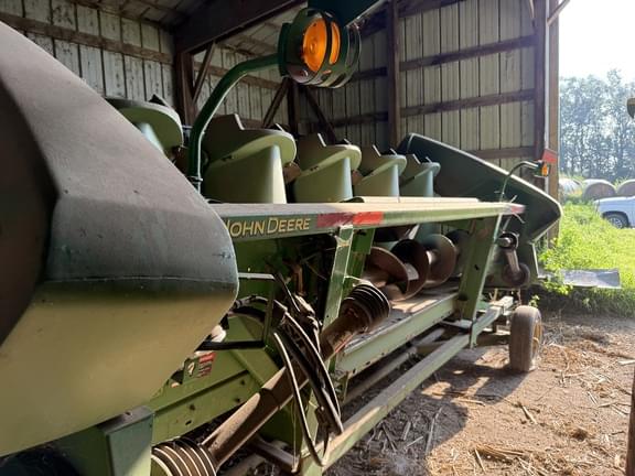 Image of John Deere 693 equipment image 1