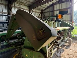 2001 John Deere 693 Image