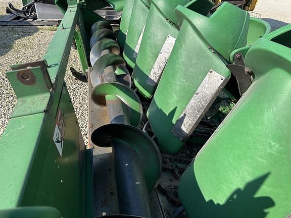 Image of John Deere 693 equipment image 4